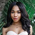 Teala Dunn به عنوان Stacey Clark