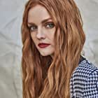 Lydia Hearst به عنوان Mary Majors