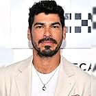 Raúl Castillo به عنوان Darius