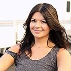 Casey Wilson به عنوان Beth