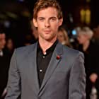 Luke Treadaway به عنوان Miller