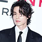 Lee Dong-Wook به عنوان Lee Yeon