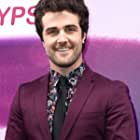 Beau Mirchoff به عنوان Robbie