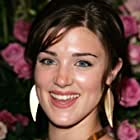 Lucy Griffiths به عنوان Emily