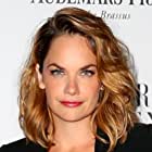 Ruth Wilson به عنوان Katrina