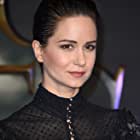 Katherine Waterston به عنوان Jess