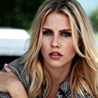 Claire Holt به عنوان Abbey Campbell