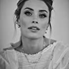 Arielle Vandenberg به عنوان Candi