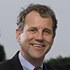 Sherrod Brown به عنوان Self - U.S. Senator, Ohio