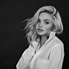 Natalie Alyn Lind به عنوان Ashley Rose Pruitt