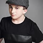 Atticus Shaffer به عنوان Matty Newton