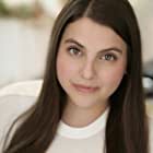 Beanie Feldstein به عنوان Jenna