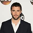 Josh Bowman به عنوان Dr. Josiah