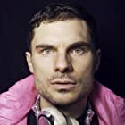 Flula Borg به عنوان Maybe