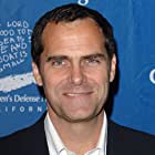 Andy Buckley به عنوان Dentist Stevens