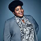 Dulcé Sloan به عنوان Charleen