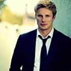 Bradley James به عنوان 