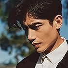 Manny Jacinto به عنوان The Stranger