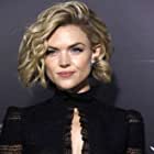 Erin Richards به عنوان Barbara Kean