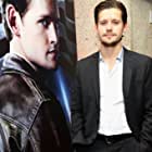 Luke Kleintank به عنوان Joe Blake