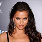 Irina Shayk به عنوان Megara