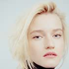 Julia Garner به عنوان Ruth Langmore