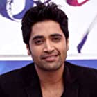 Adivi Sesh به عنوان Vikram Vasudev