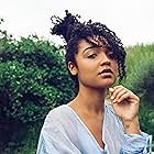 Aisha Dee به عنوان Chanelle