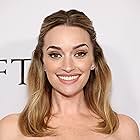 Brianne Howey به عنوان Molly Turner