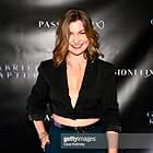 Julia Barrett-Mitchell به عنوان Rachel Clark