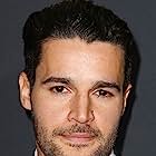 Christopher Abbott به عنوان Tom Day