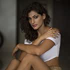 Kubbra Sait به عنوان Shazia