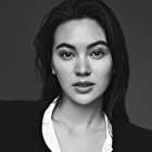 Jessica Henwick به عنوان Suzanne Brewer