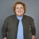 Fortune Feimster به عنوان Robin