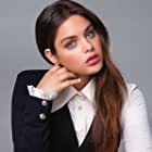 Odeya Rush به عنوان Addie