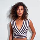 Kylie Bunbury به عنوان Cassie Dewell