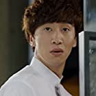 Kwang-Soo Lee به عنوان Kim Seung-hyun