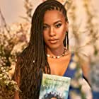 Asha Bromfield به عنوان Zadie Wells