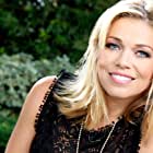 Lauren Sivan به عنوان News Anchor