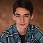 Dylan Kingwell به عنوان Quigley Quagmire