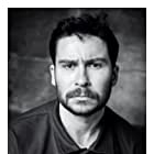 Daniel Portman به عنوان Gary Walsh