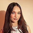 Maddie Ziegler به عنوان Ruthie