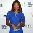 Yvonne Orji به عنوان Agent Rosetti