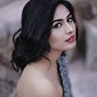 Neha Hinge به عنوان Nafisa