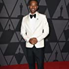 Algee Smith به عنوان Sam