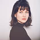 Julia Goldani Telles به عنوان Emma Harper