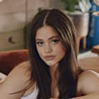 Sarah Jeffery به عنوان Maggie Vera