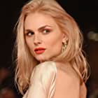 Andreja Pejic به عنوان Sofia