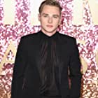 Ben Hardy به عنوان Angel