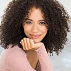 Jasmin Savoy Brown به عنوان Alexis Reeves